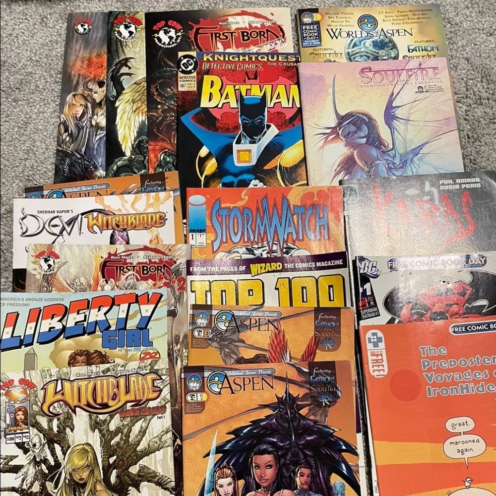 Comic book lot